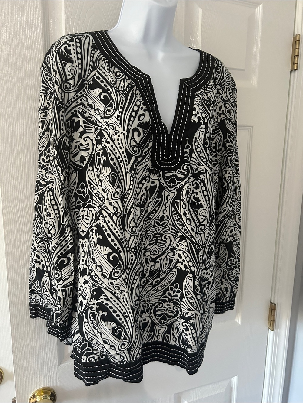 Charter Club Black and White Paisley Split-Neck Tunic